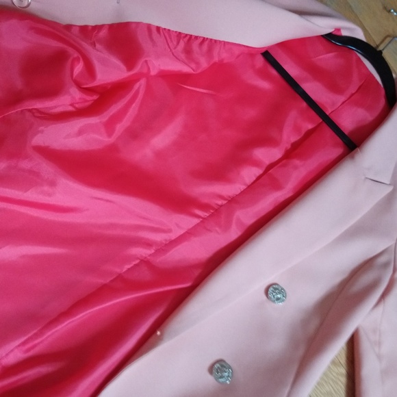 Jacket - Picture 2 of 4